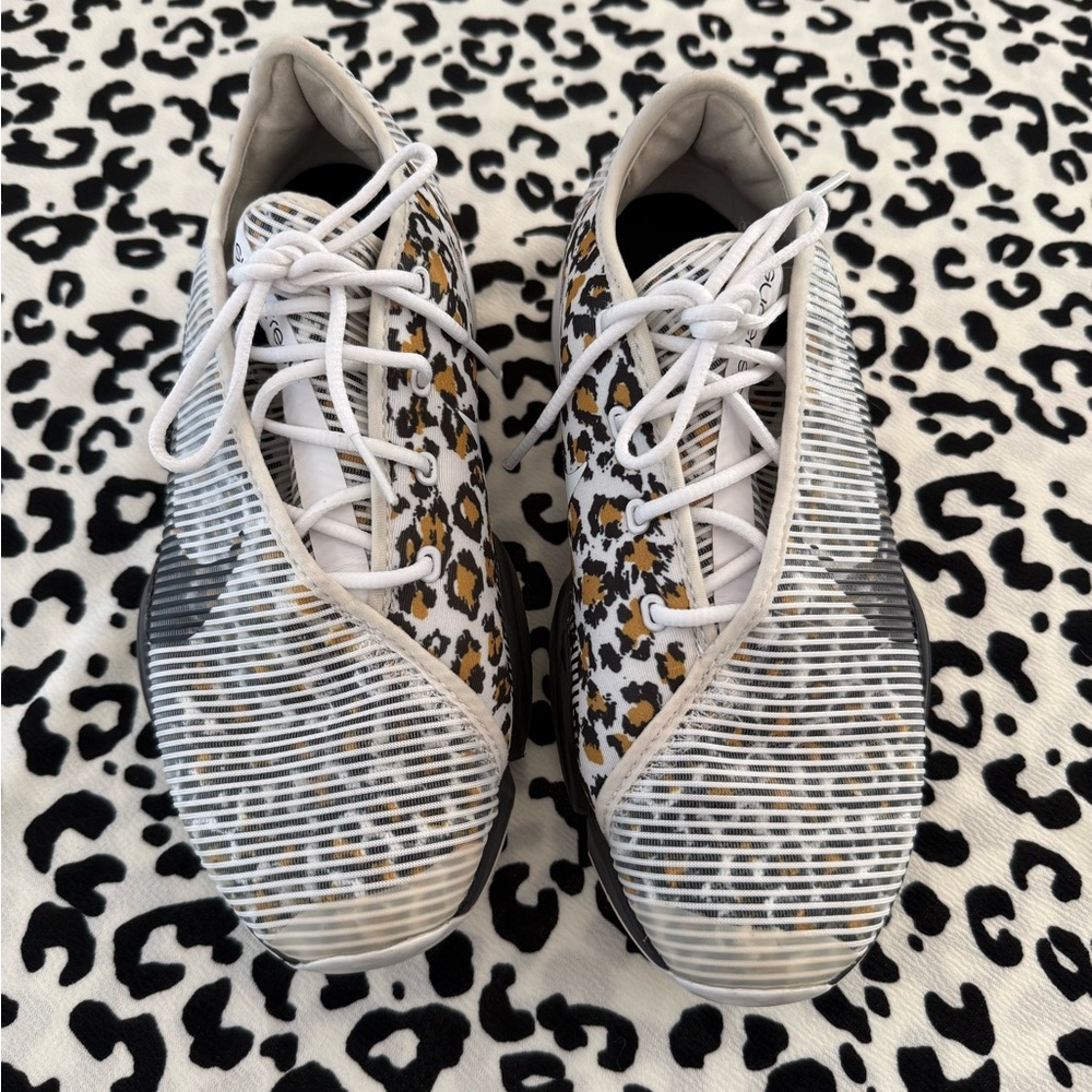 Nike Women's Leopard Print Athletic Shoes in White, Black, Gold